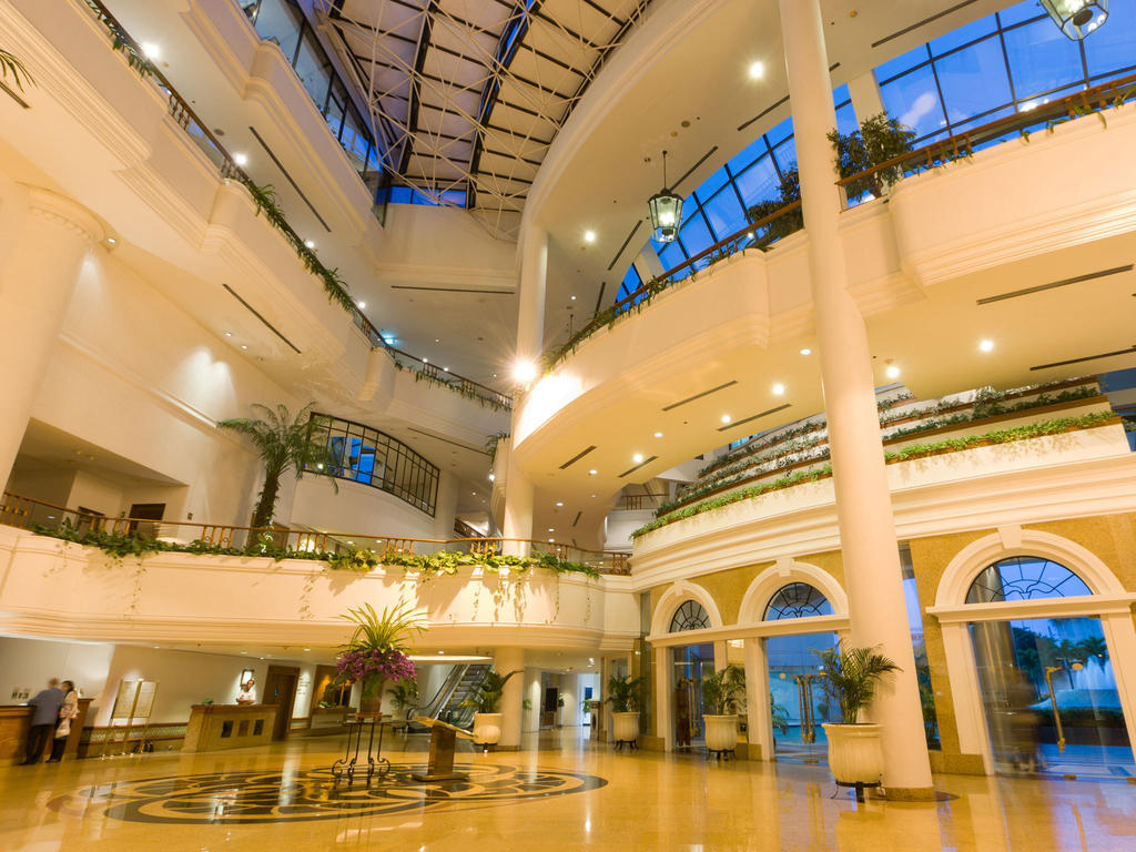Montien Riverside Hotel Bangkok Exterior photo Lobby